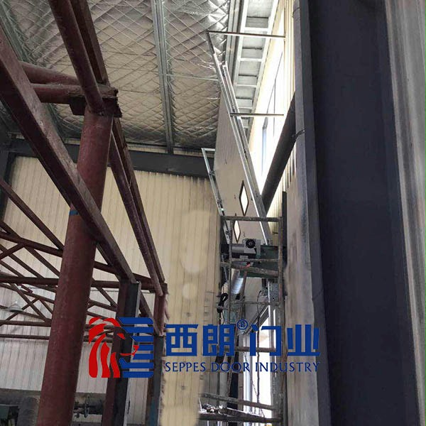 斜拉式提升门 斜拉式提升门