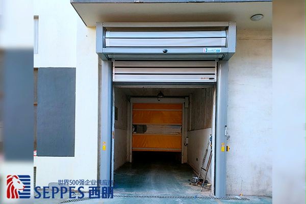 硬质快速卷帘门 硬质快速卷帘门