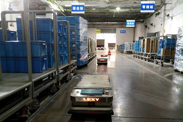 AGV联动快速卷帘门 AGV联动快速卷帘门