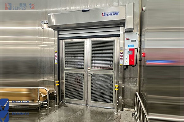 硬质快速卷帘门