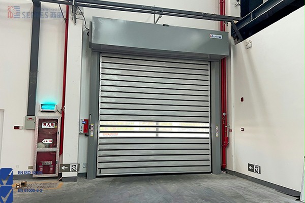 硬质快速卷帘门