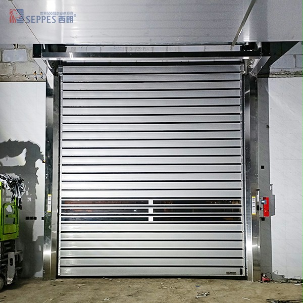 硬质快速卷帘门