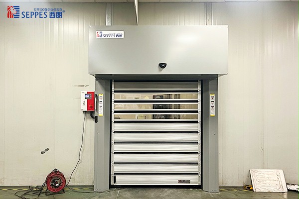 硬质快速卷帘门