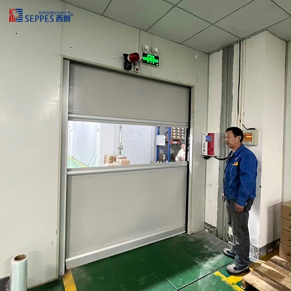 快速卷帘门
