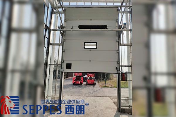 提升门