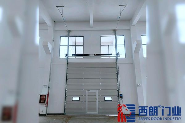 冲压房隔音好的电动提升门 冲压房隔音好的电动提升门